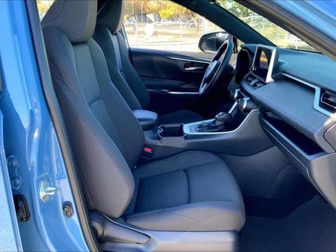 Certified 2024 Toyota RAV4 SE image 9