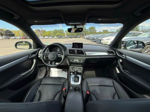 Used 2016 Audi Q3 2.0T Prestige w/ Prestige Package image 16