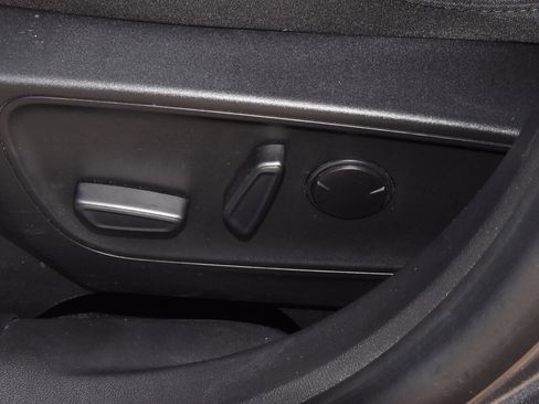 Used 2023 Ford Escape Active image 35