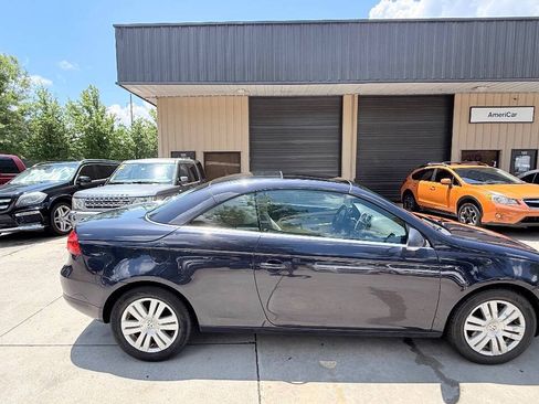 Used 2008 Volkswagen Eos Komfort FWD image 72