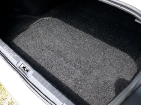 Used 2017 Subaru Legacy 2.5i Premium image 24