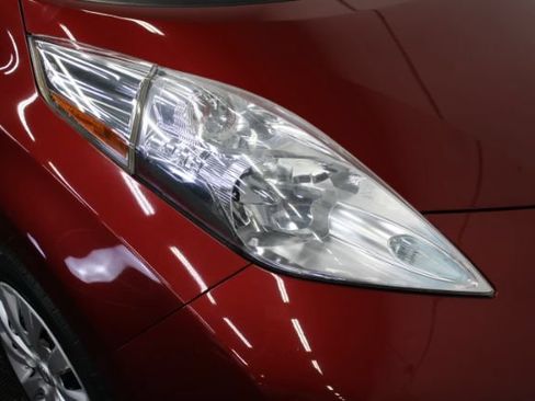 Used 2015 Nissan Leaf S w/ Charge Package FWD image 24
