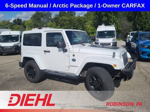 Used 2012 Jeep Wrangler Sahara AWD/4WD image 5