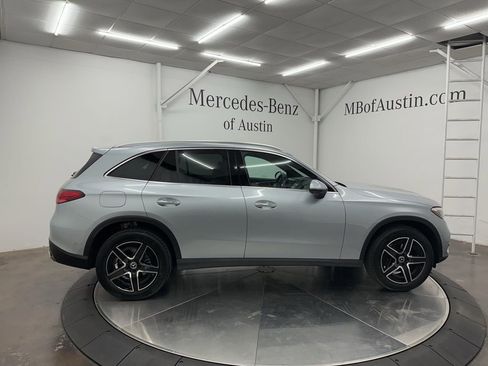 Used 2026 Mercedes-Benz GLC 300 image 8
