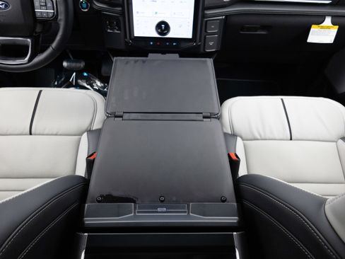 New 2025 Ford F150 Lightning Platinum image 39