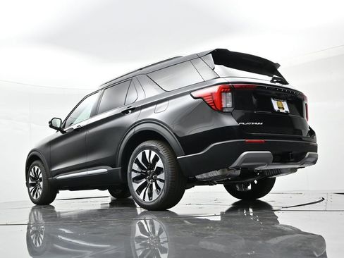 New 2026 Ford Explorer Platinum image 30
