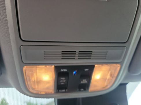 Used 2022 Honda Pilot Special Edition image 28