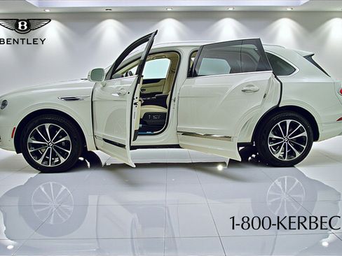 Used 2023 Bentley Bentayga Extended Wheelbase image 4