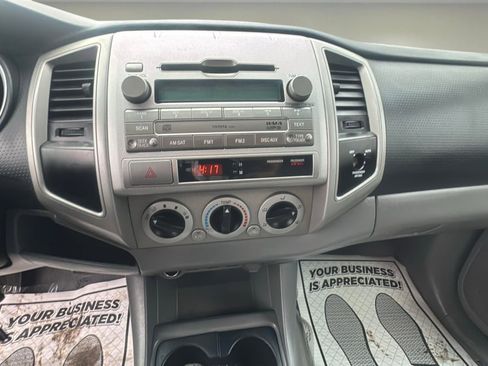 Used 2010 Toyota Tacoma 2WD Access Cab image 10