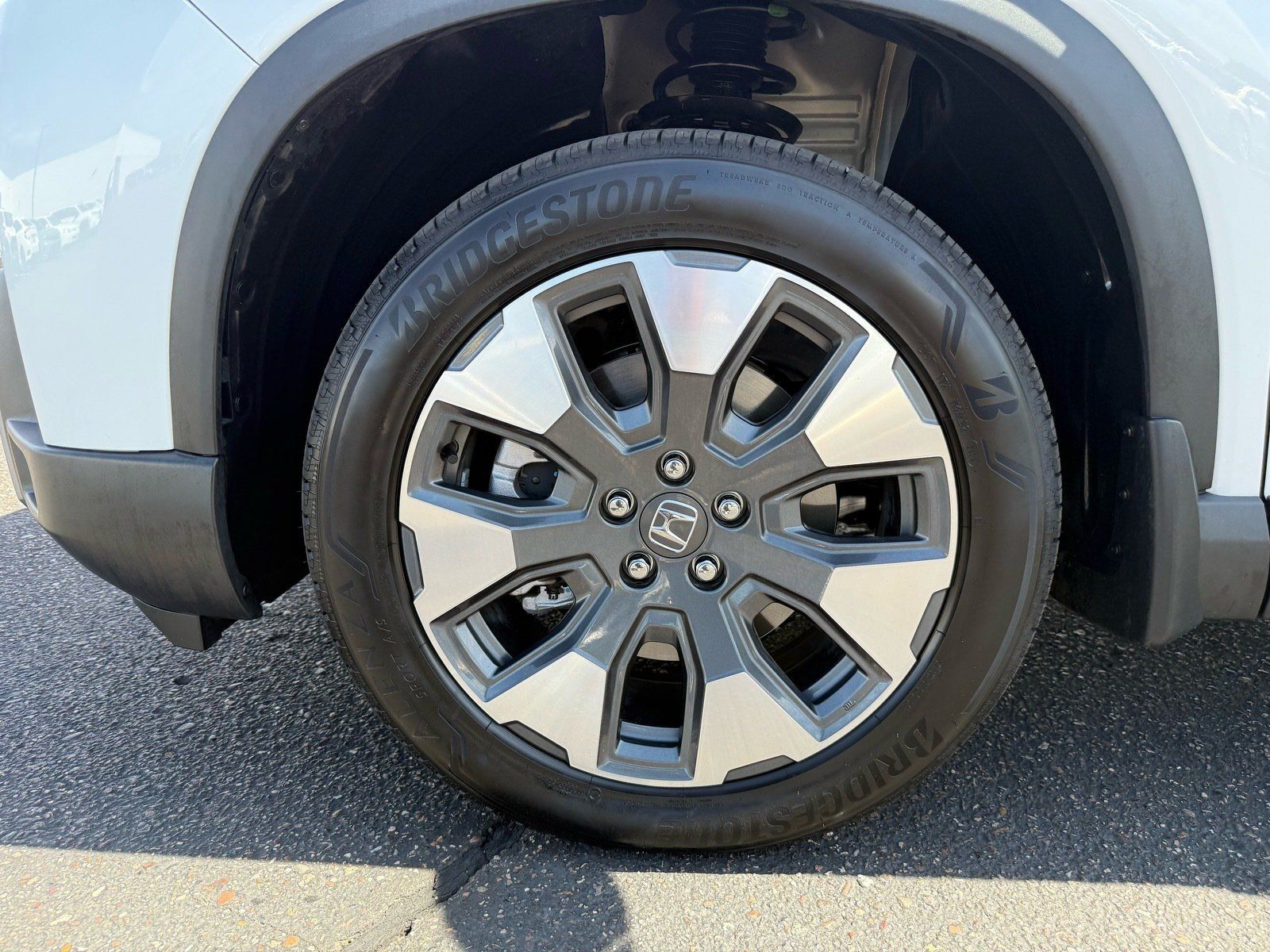 Used 2026 Honda Pilot Elite image 11