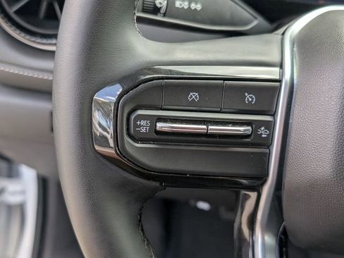 Used 2023 Chevrolet Colorado LT w/ LT Convenience Package image 30