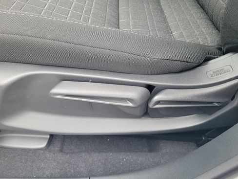 New 2027 Honda HR-V LX image 13