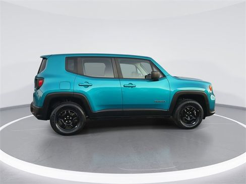 Used 2022 Jeep Renegade Sport image 8