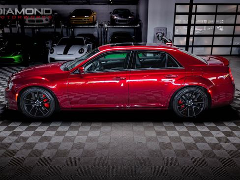 Used 2023 Chrysler 300 C RWD image 75