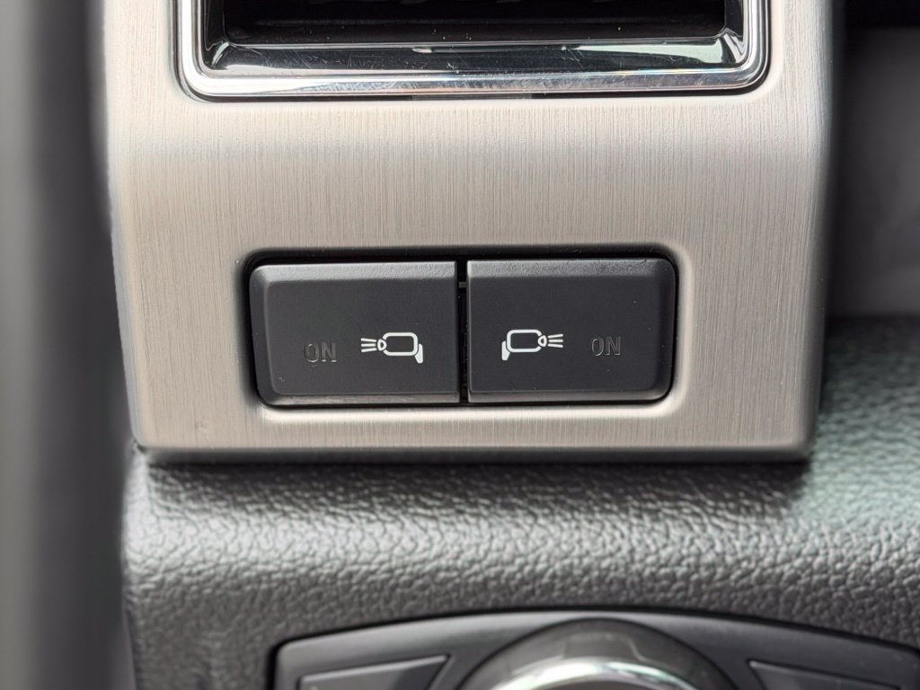 Used 2018 Ford F250 Platinum w/ Platinum Ultimate Package AWD/4WD image 23