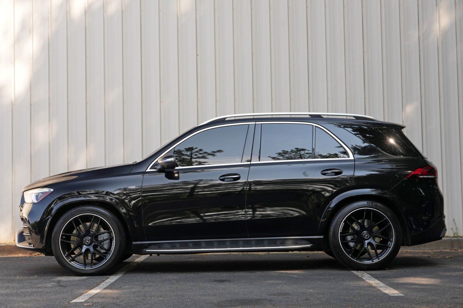 Used 2023 Mercedes-Benz GLE 53 AMG 4MATIC w/ Exterior Lighting Package image 9