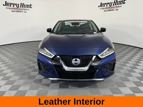 Used 2023 Nissan Maxima SV w/ Floor Mat Group image 4