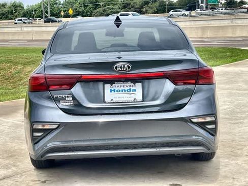 Used 2020 Kia Forte Sedan FWD image 6