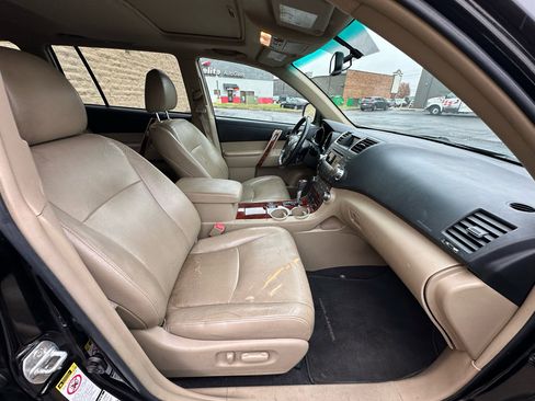 Used 2012 Toyota Highlander Limited image 11