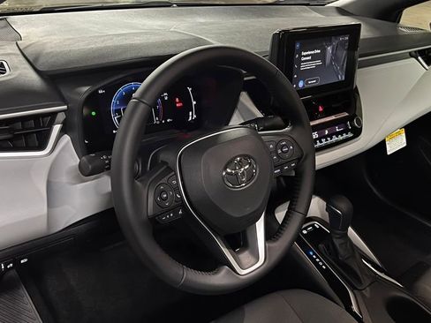 New 2026 Toyota Corolla SE FWD image 15