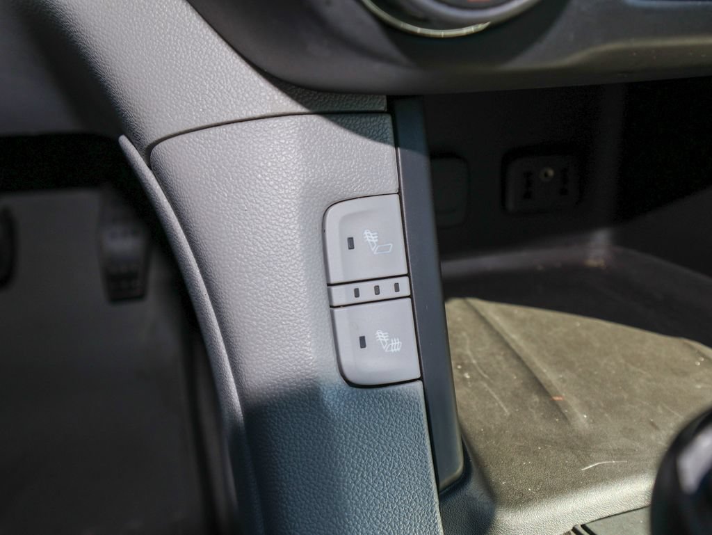 Used 2019 GMC Acadia SLT FWD image 18