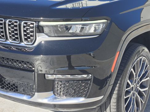 Used 2024 Jeep Grand Cherokee L Summit image 11