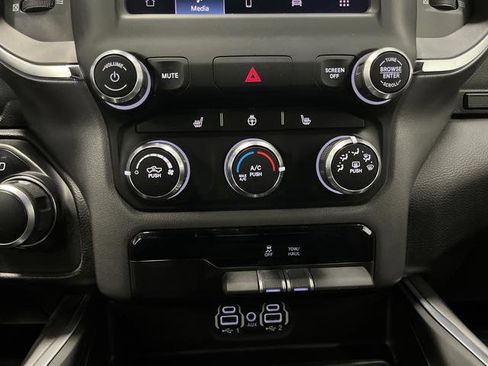 Used 2024 RAM 1500 Big Horn image 18