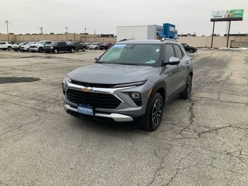 Certified 2025 Chevrolet TrailBlazer LT image 2
