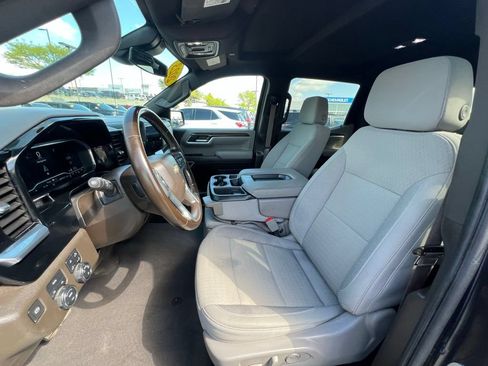Used 2023 Chevrolet Silverado 1500 LT w/ Max Trailering Package AWD/4WD image 18
