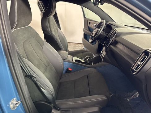 Used 2023 Volvo C40 P8 Recharge Plus AWD/4WD image 20