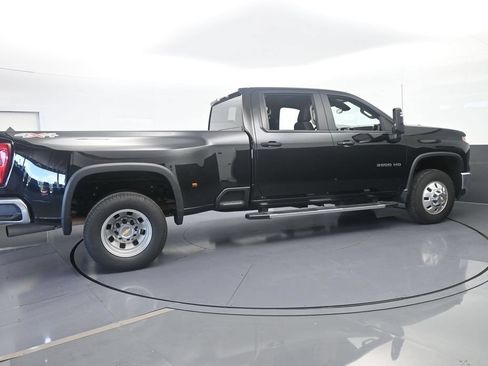 Used 2026 Chevrolet Silverado 3500 LT AWD/4WD image 7
