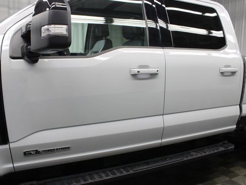 Used 2025 Ford F350 Lariat w/ Black Appearance Package image 52