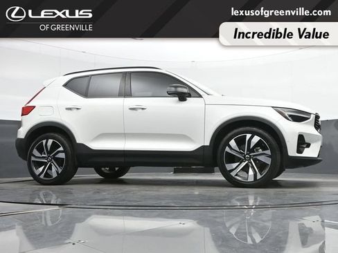 Used 2023 Volvo XC40 B5 Ultimate w/ Protection Package Premier AWD/4WD image 31