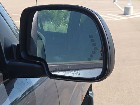 Used 2006 GMC Sierra 1500 SLE w/ Sierra Special Edition RWD image 6