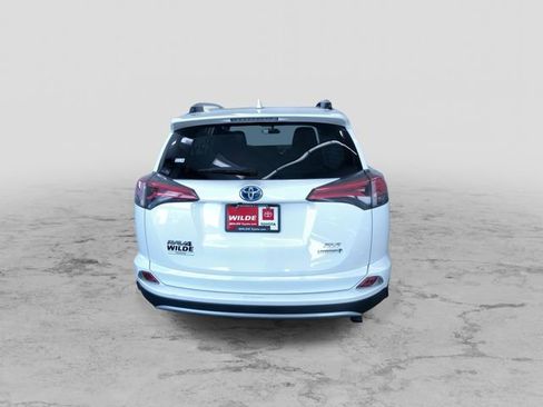 Used 2016 Toyota RAV4 XLE image 8