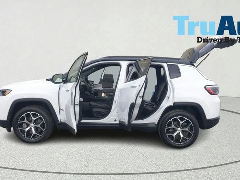 Used 2024 Jeep Compass Limited AWD/4WD image 11