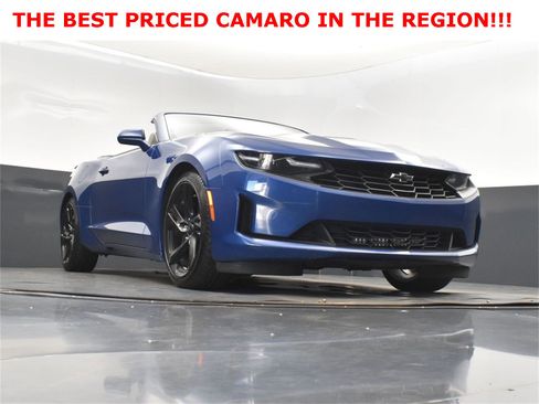 Used 2022 Chevrolet Camaro LT w/ Technology Package image 41