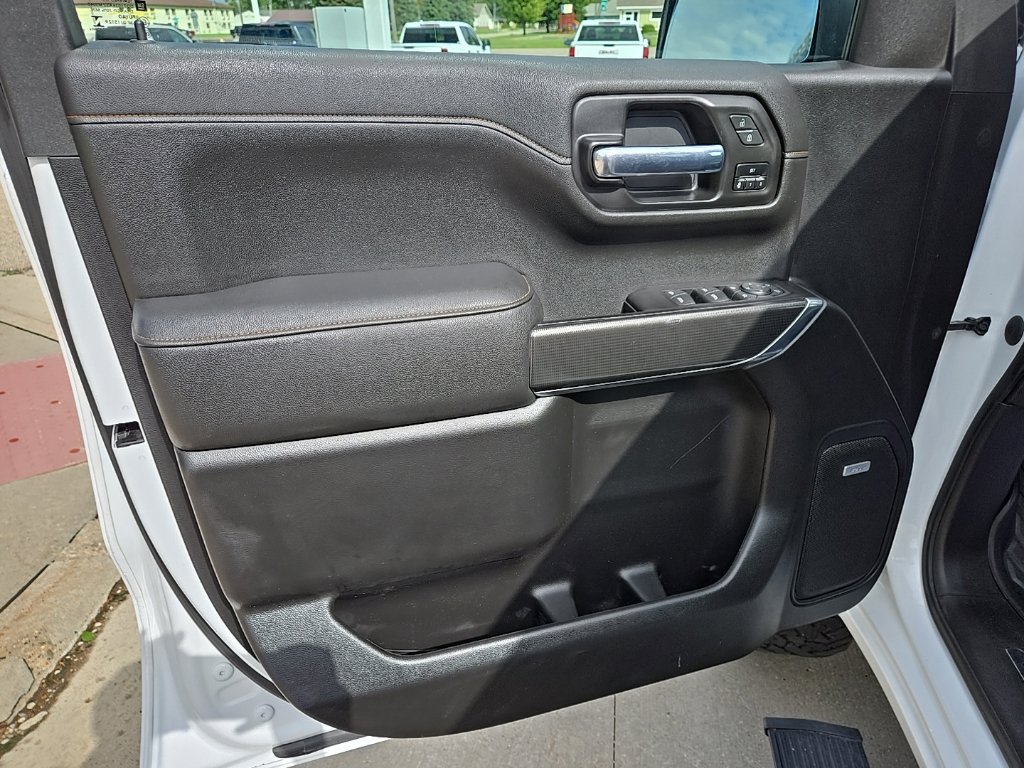 Used 2021 GMC Sierra 1500 AT4 w/ AT4 Premium Package AWD/4WD image 18