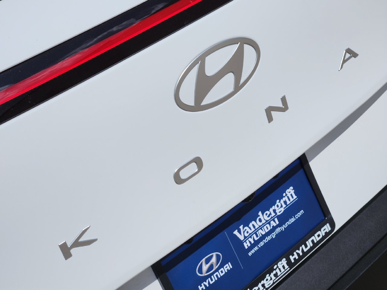 New 2027 Hyundai Kona SEL Sport FWD image 8