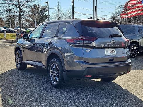 Certified 2025 Nissan Rogue S image 6