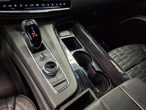 Certified 2023 Cadillac Escalade V w/ LPO, ONYX Package AWD/4WD image 25