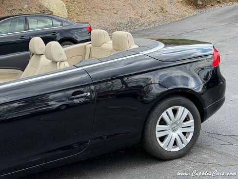 Used 2008 Volkswagen Eos 2.0T FWD image 33