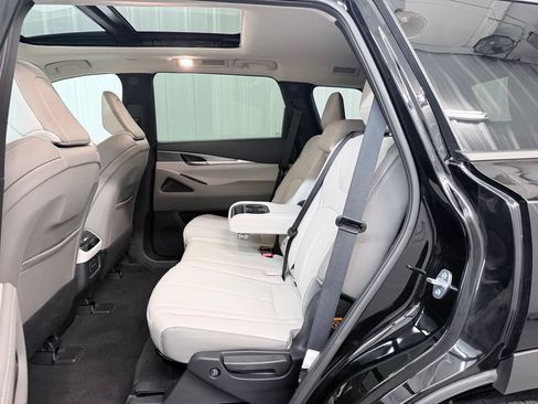 Certified 2026 INFINITI QX60 Pure w/ Cargo Package AWD/4WD image 33