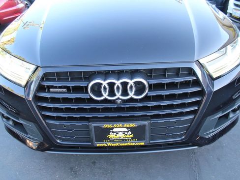 Used 2019 Audi Q7 3.0T Prestige AWD/4WD image 9