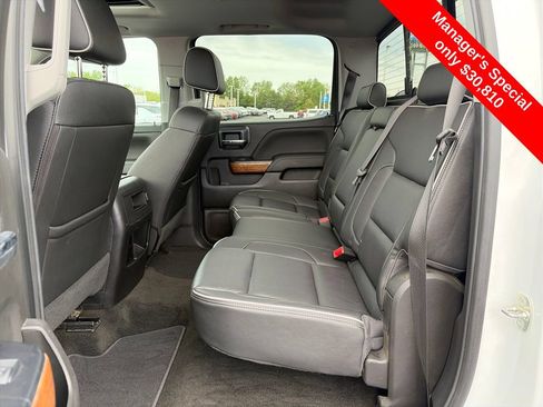 Used 2018 Chevrolet Silverado 1500 High Country AWD/4WD image 32