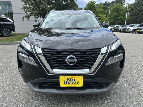 Used 2023 Nissan Rogue SV w/ SV Premium B Package AWD/4WD image 2
