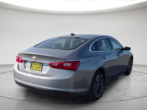 Used 2023 Chevrolet Malibu LT FWD image 9