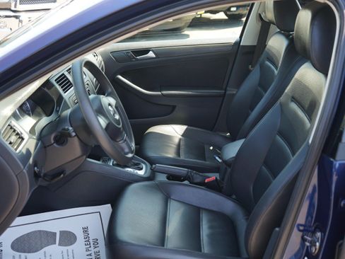 Used 2014 Volkswagen Jetta SE FWD image 14