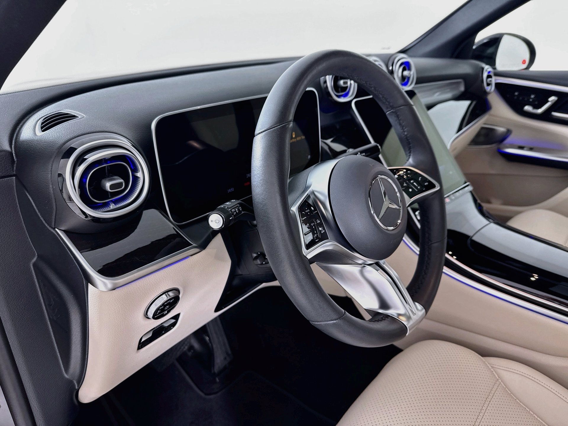 Certified 2026 Mercedes-Benz GLC 300 image 10