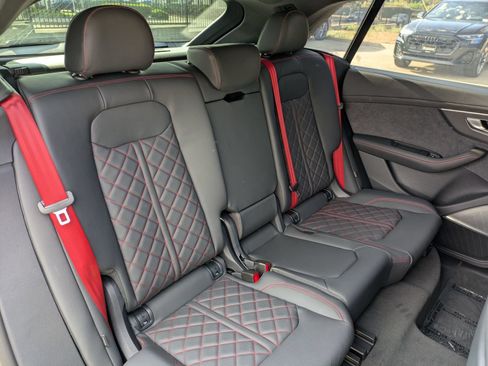 New 2026 Audi SQ8 Prestige AWD/4WD image 11